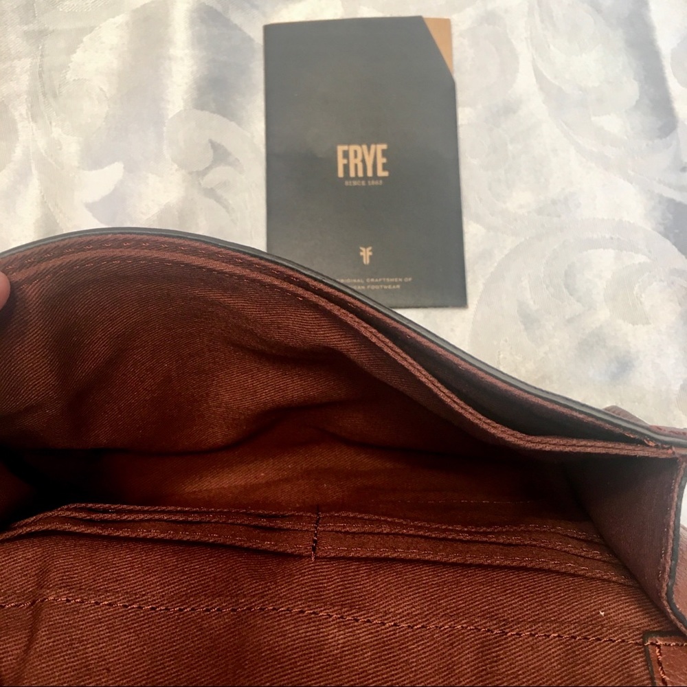 Frye Leather Crossbody Purse NEW Wallet Strap Ring - Picture 6 of 8